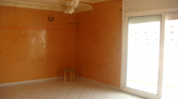Appartement à louer à Agadir ,Avenue des far , 3 chambre(s)